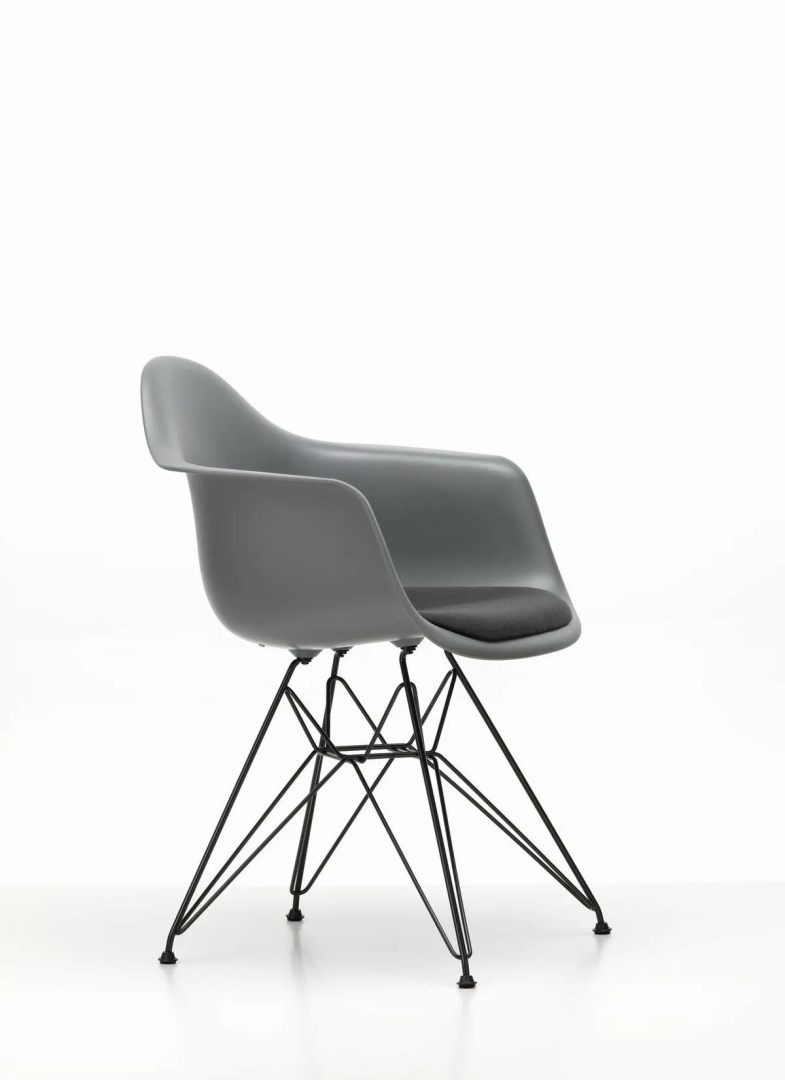 美国《财富》发布的“现代100个最伟大设计”,为什么Eames DAR Chair能排名前五?